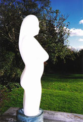 Fiona Goldbacher - Mediatate sculpture